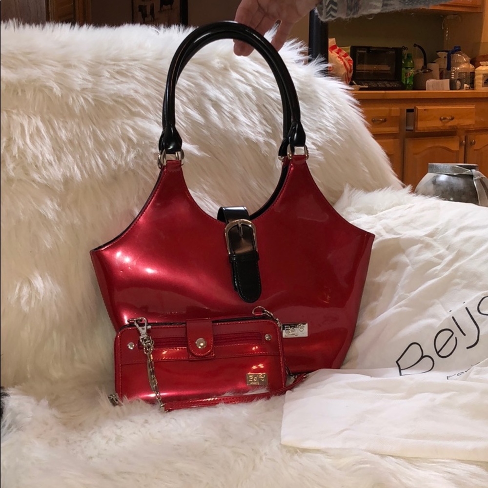 Beijo satchel classic with matching wallet.
